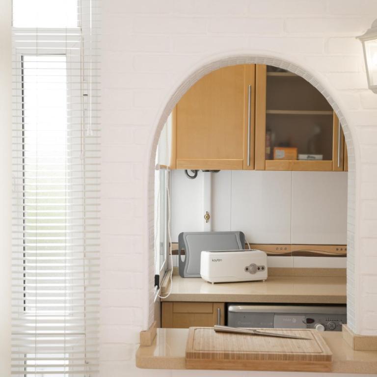 Wonderful Holidays - Three-Bedroom Apartment - 11