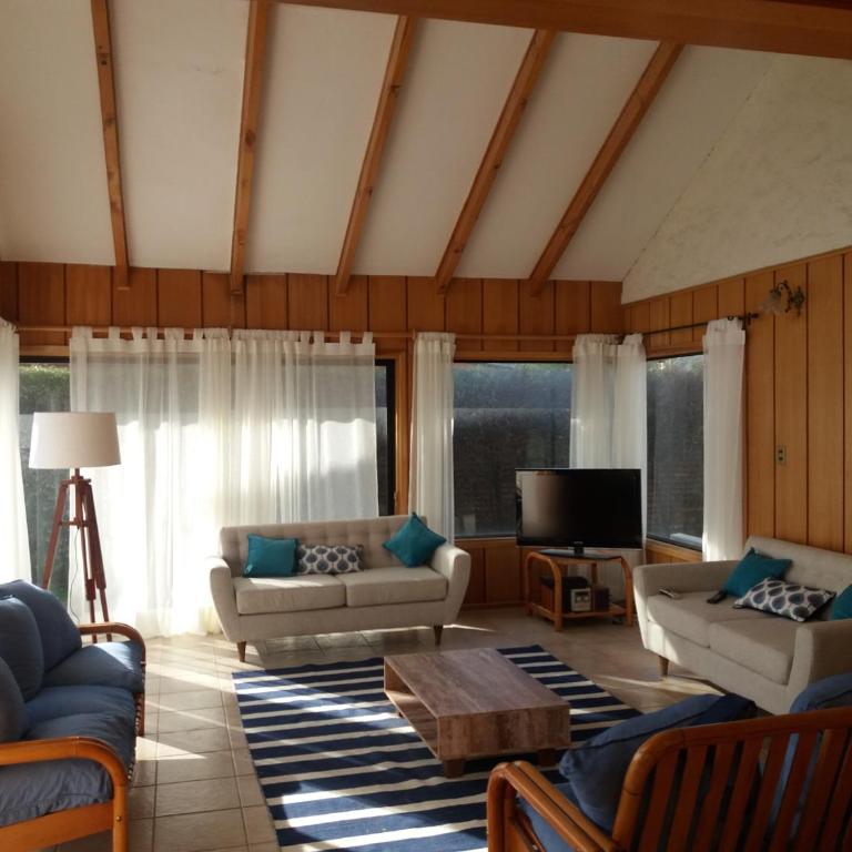 Casa en Pingueral - Four-Bedroom House - 1