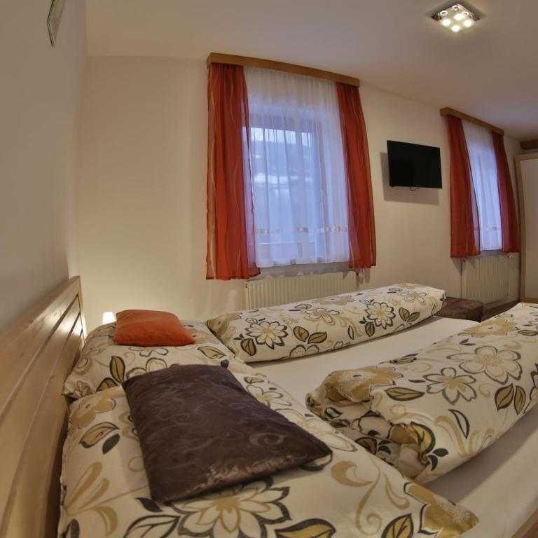 Haus Edlinger - Family Room - 4
