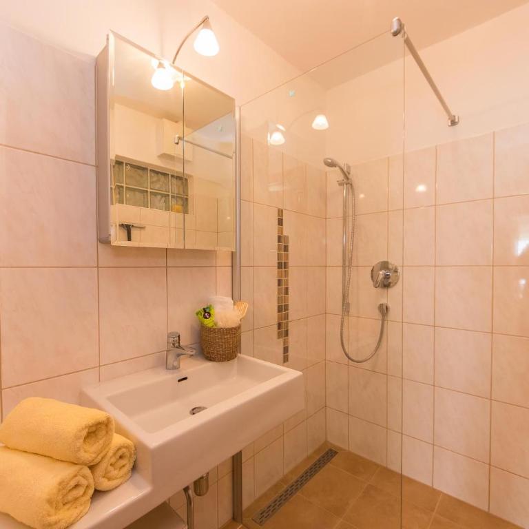 Oberdeutinghof - Apartment mit Balkon - 10