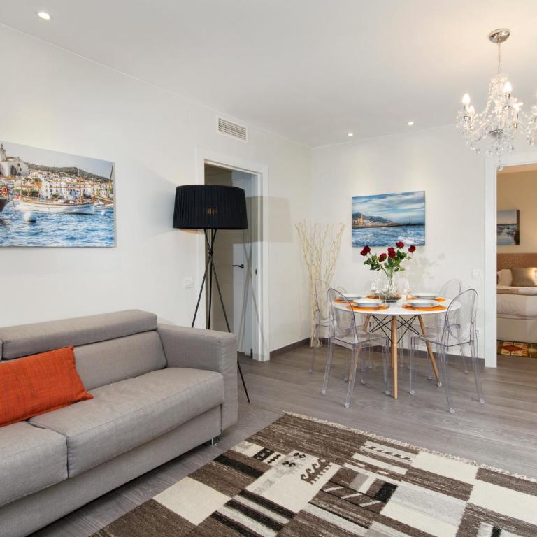 Eixample Building Apartments by Mercedes Heritage - Family Four-Bedroom Apartment - 9