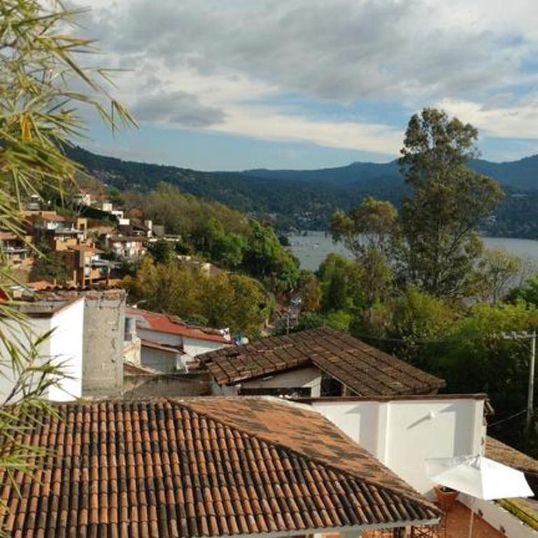 Casa Cielo - Habitación Cuádruple con vistas al lago - 3