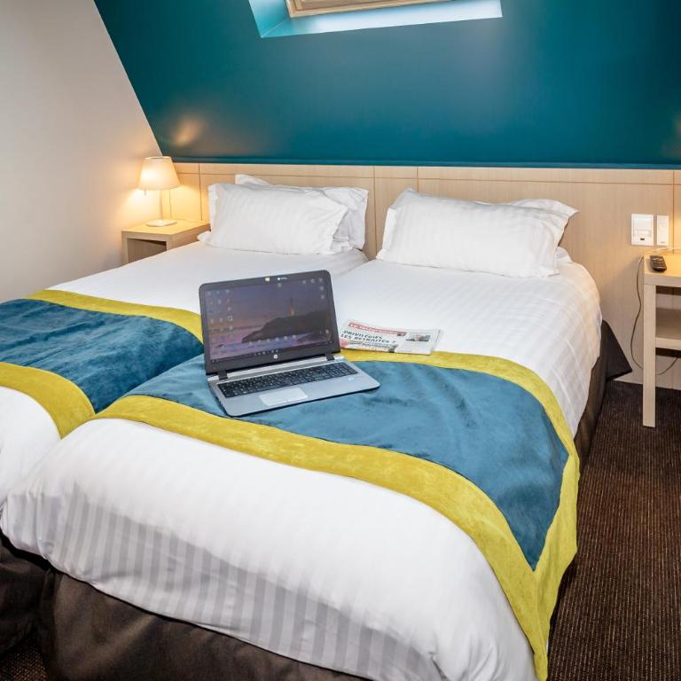 Best Western Plus Hôtel Vannes Centre Ville - Chambre Familiale en Duplex - 1