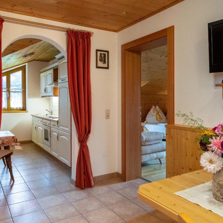 Unterschwabegghof - Apartment mit Blick auf die Berge - 7
