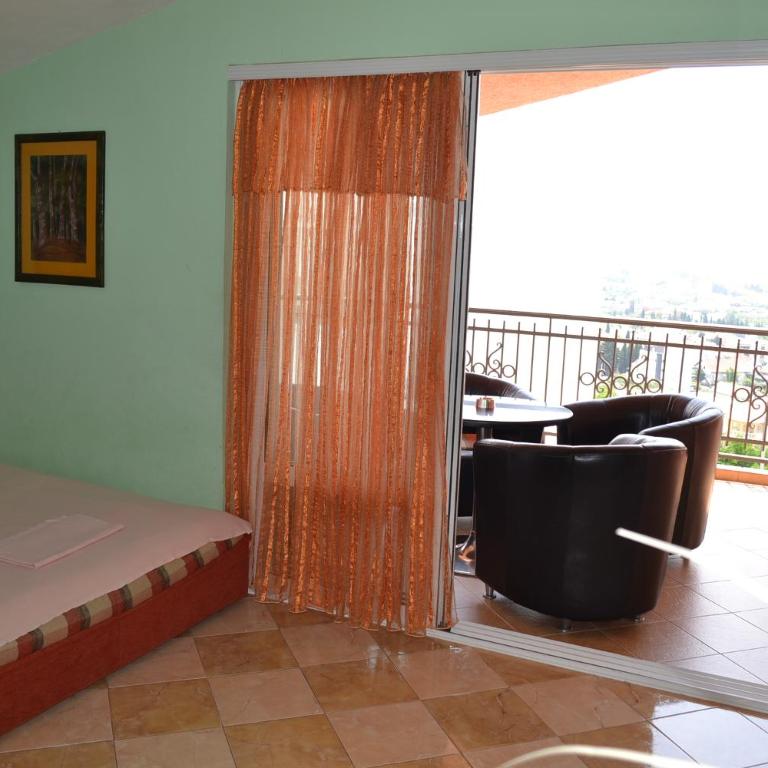 Apartments Milosevic - Apartment with Sea View - 12
