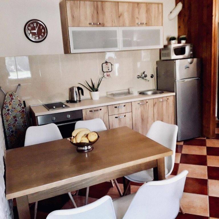 Mediterranean Holiday House & Apartments - Two-Bedroom Apartment - 12