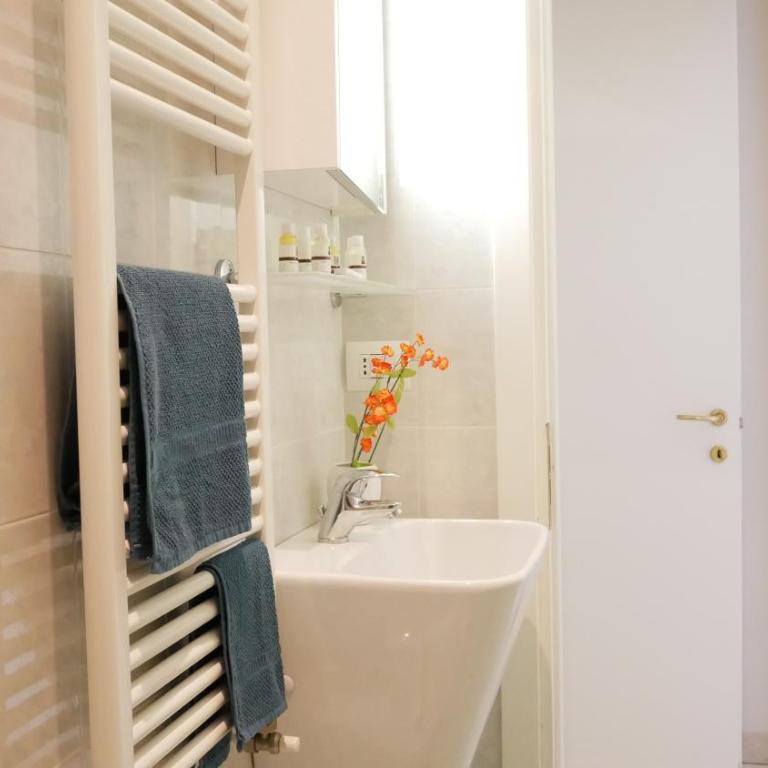 GuestHost - Bologna Welcome House - Appartamento - 18