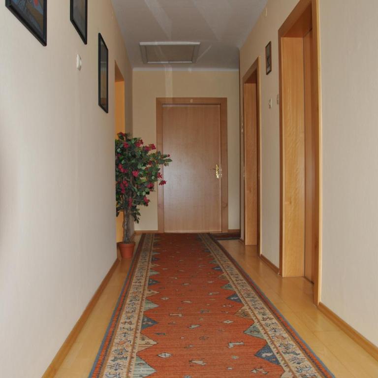Frühstückspension Matheidl - Doppelzimmer mit Balkon - 17