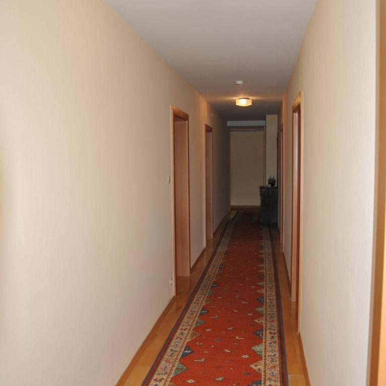 Frühstückspension Matheidl - Doppelzimmer mit Balkon - 18