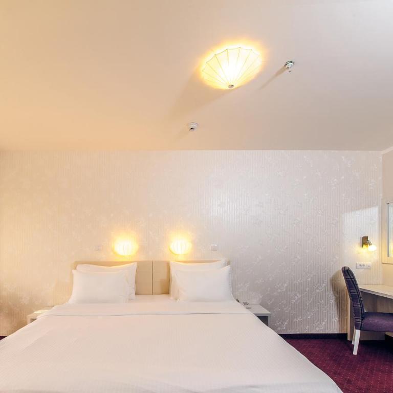 Philia Hotel - Superior Double Room - 4