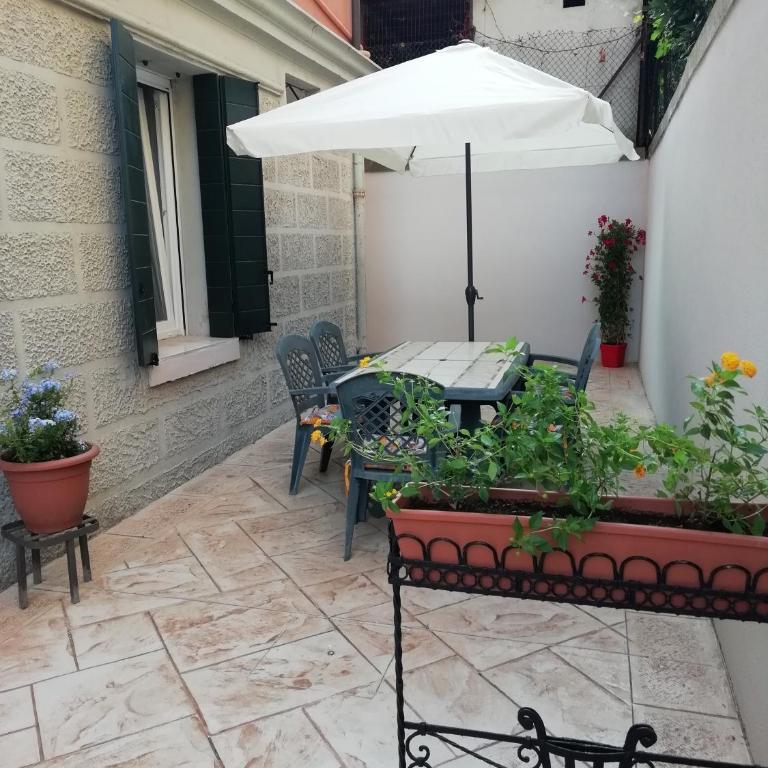 Via Cipro 16 - Appartamento - 17