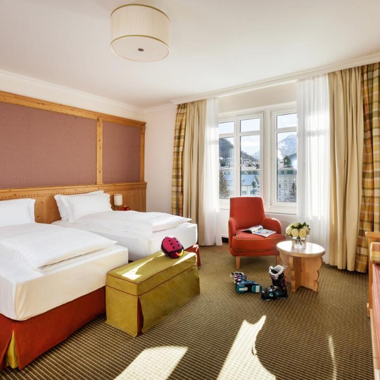 Schloss Hotel & Spa Pontresina - Superior Dreibettzimmer mit Zugang zum Spa - 9
