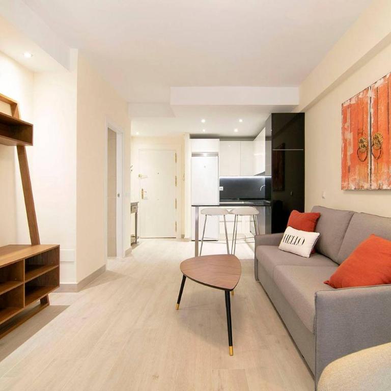 Beautiful Apartment next to Santiago Bernabeu by Batuecas - Apartment - 5
