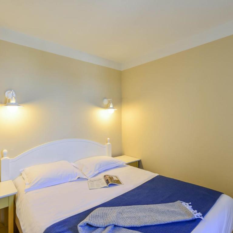 Résidence Pierre & Vacances Le Domaine de Bourgenay - Standard One-Bedroom Apartment with Terrace (4 People) - Domaine du Moulin or Village du Golf - 2