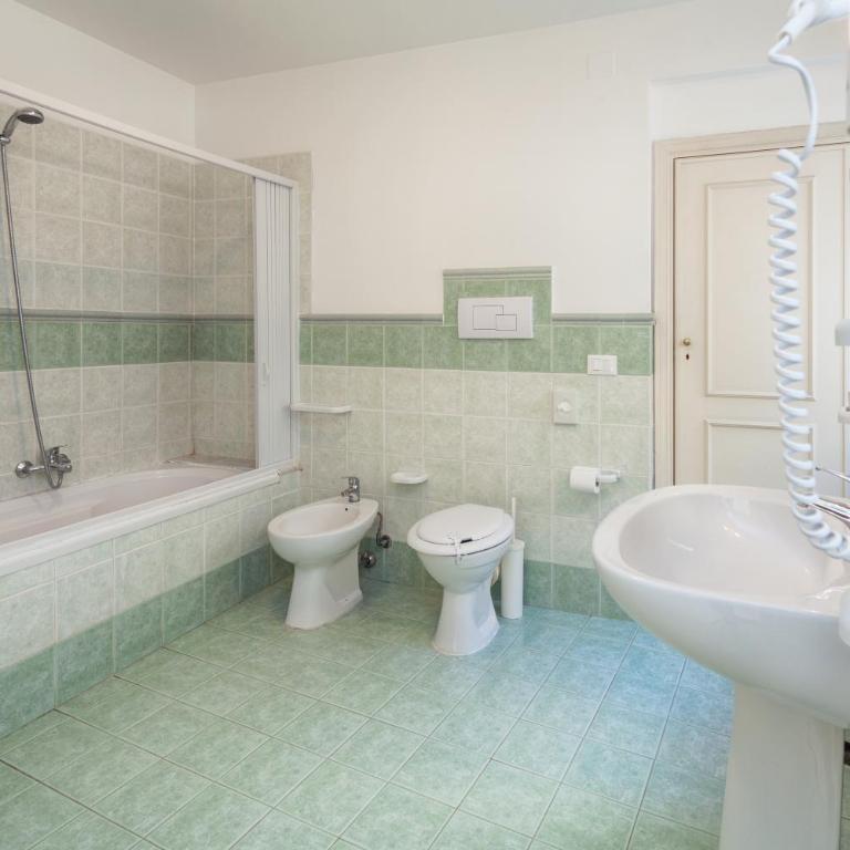 B&B Al Piazza Marina - Camera Tripla Classic - 17
