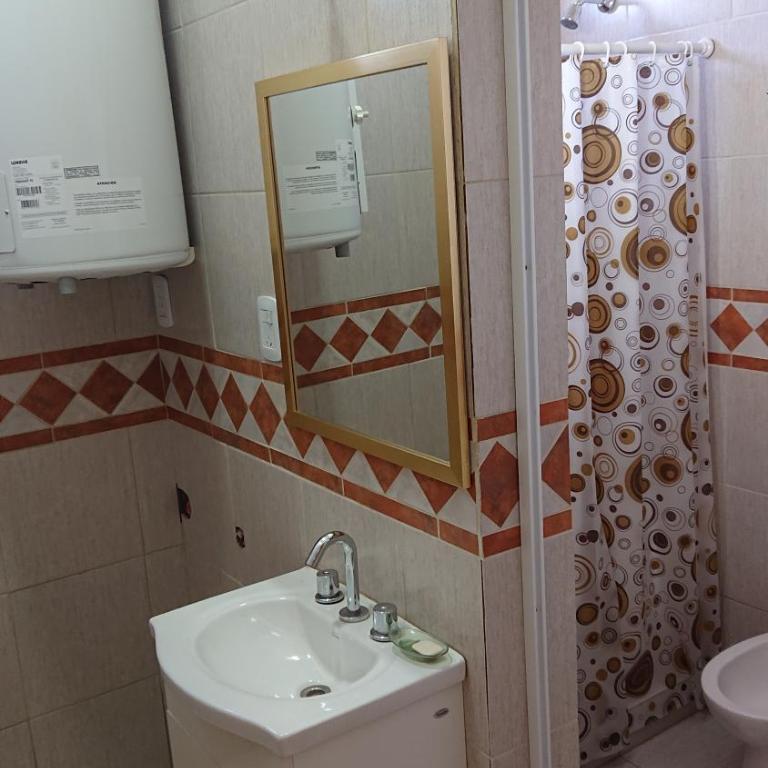 Departamentos céntricos con parrilla - Two-Bedroom Apartment - 7