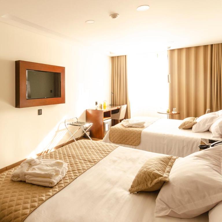 Hotel Mitru Sur - Habitación Doble Executive con 2 camas dobles - 1