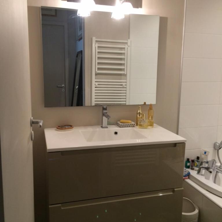 casaisabel - Chambre Double avec Toilettes et Salle de Bains Séparées - 2