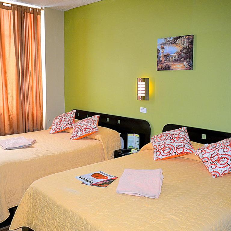 Hostal Terra 3 - BASE AÉREA - Habitación Doble - 2 camas - 4