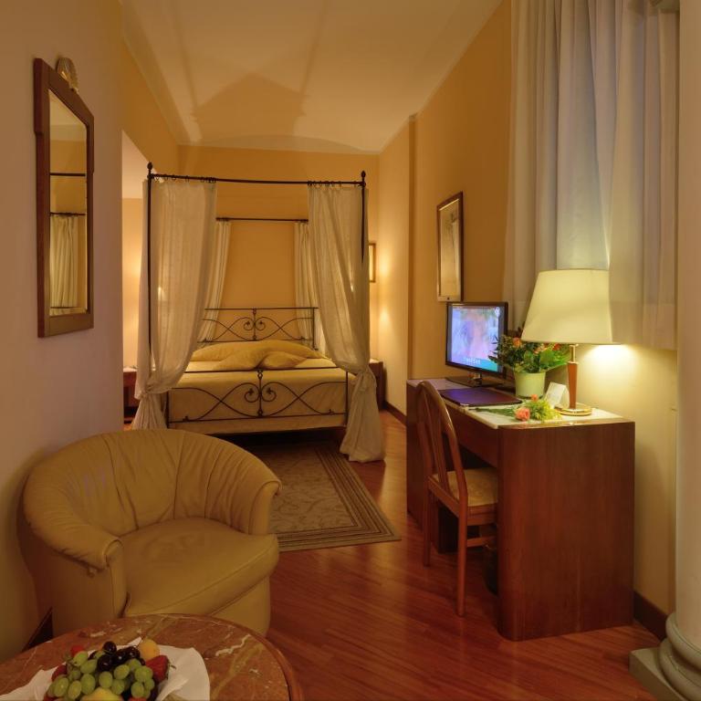 Hotel Roma - Classic Double or Twin Room - 3
