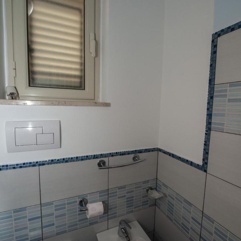 B&B Villa Eleonora - Camera Matrimoniale con Bagno Privato - 2