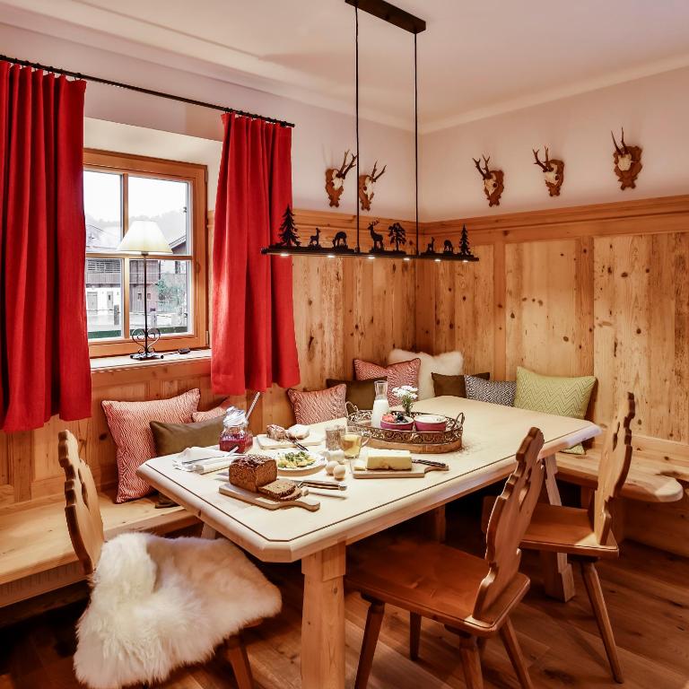 Relais & Châteaux Gut Steinbach Hotel Chalets SPA - Deluxe Suite - 5