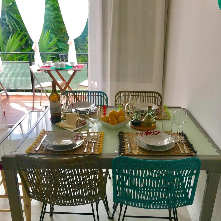 Seaside Apartment in Sitges Steps from Beaches with private Patio - Apartamento Deluxe - 8