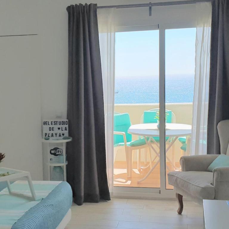 EL ESTUDIO DE LA PLAYA BENALBEACH Holidays Deluxe - Estudio Deluxe (2 adultos + 2 niños) - 40