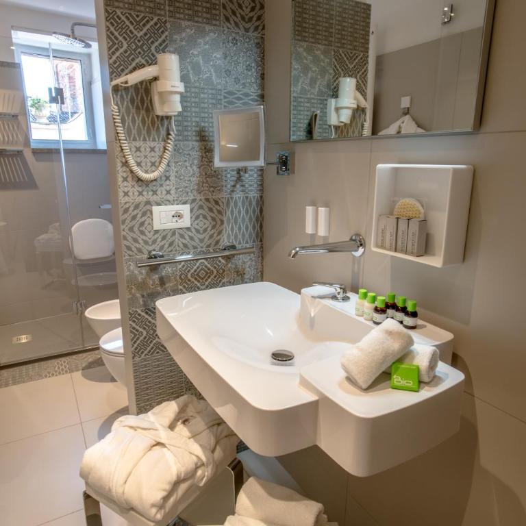 Uve Rooms & Wine Bar - Camera Matrimoniale Superior - 6