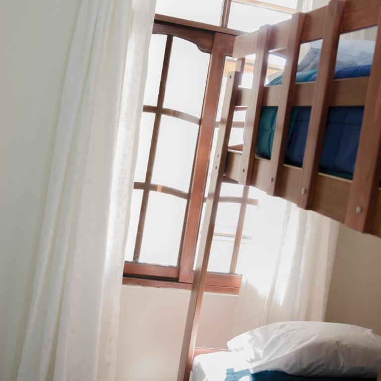 Jazmines Lodging - Family Room with Private Bathroom - 7