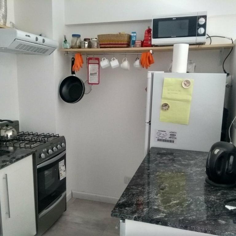 Apartamento cómodo y tranquilo con WiFi en Boedo - Apartamento de 1 dormitorio - 2