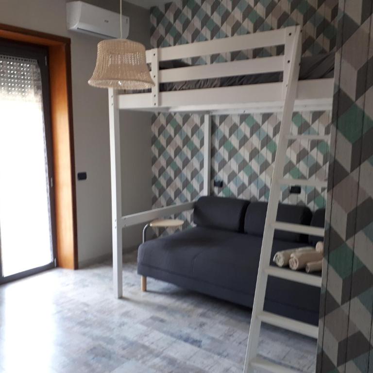 B&B Papa Leone Countryrooms - Camera Familiare con Balcone - 2