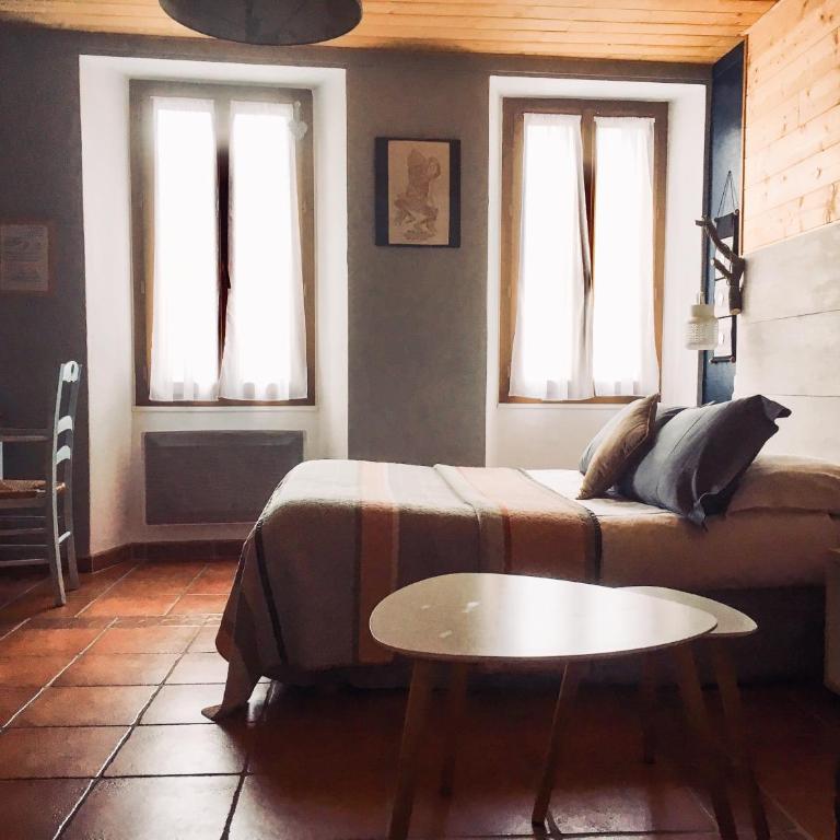 Le Presbytère du Val - Chambre Double avec Salle de Bains Privative - 2