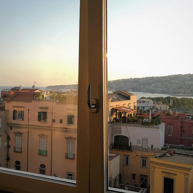 Casa Wenner 1 panorama su Chiaia - Studio Apartment with Sea View - 13