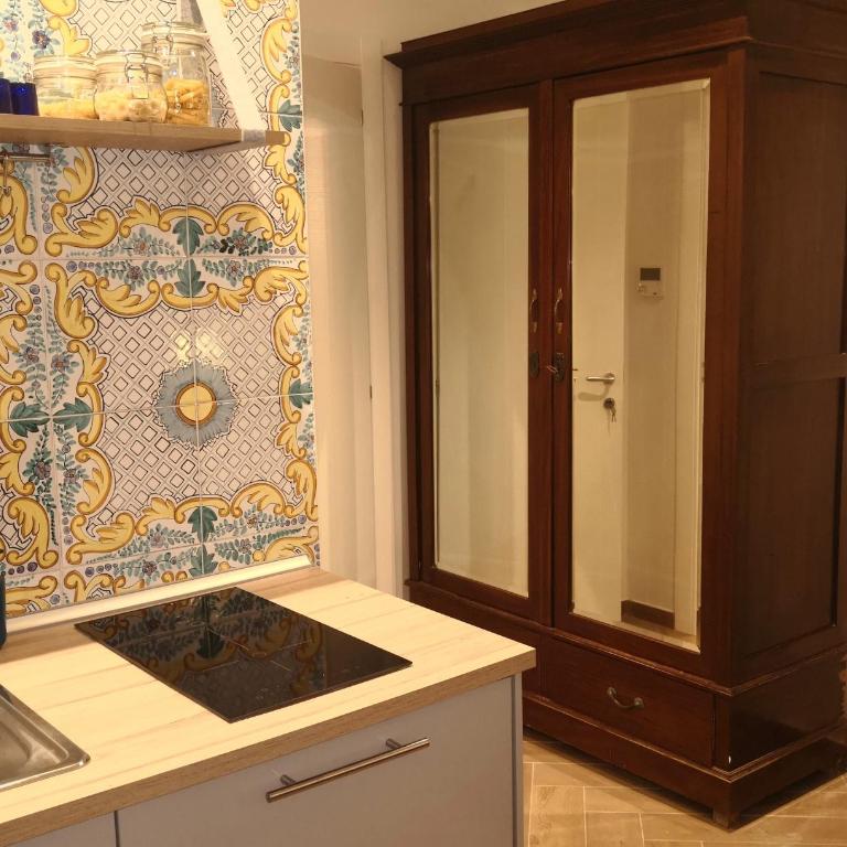 Casa Wenner 1 panorama su Chiaia - Studio Apartment with Sea View - 25