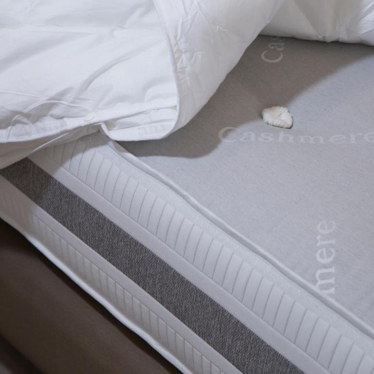 La Chiaja art&relais - Suite Deluxe con Vasca Idromassaggio - 4