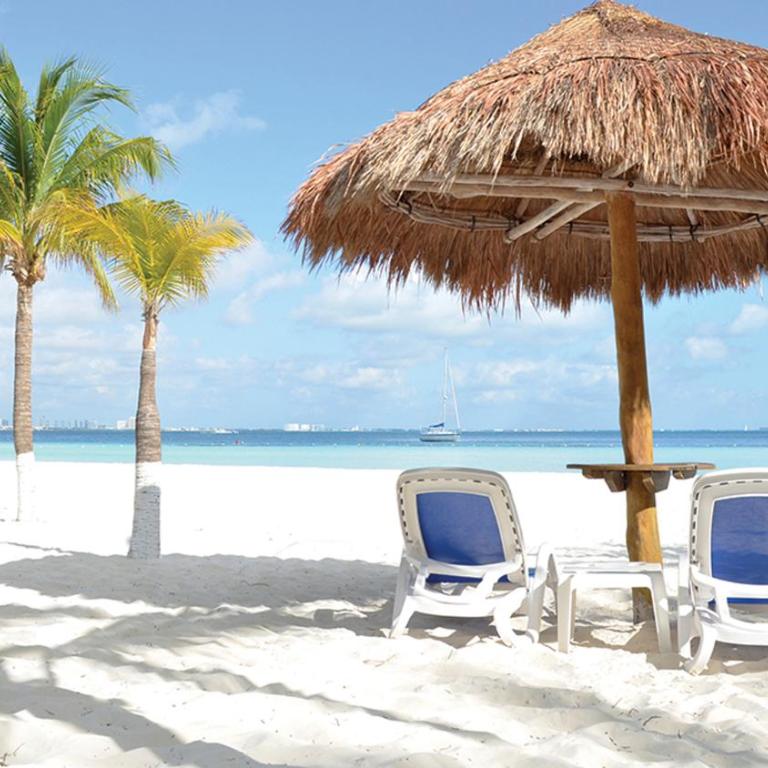1BDR Amazing Beachfront Condo in Cancun Hotel Zone - Apartment with Balcony - 1