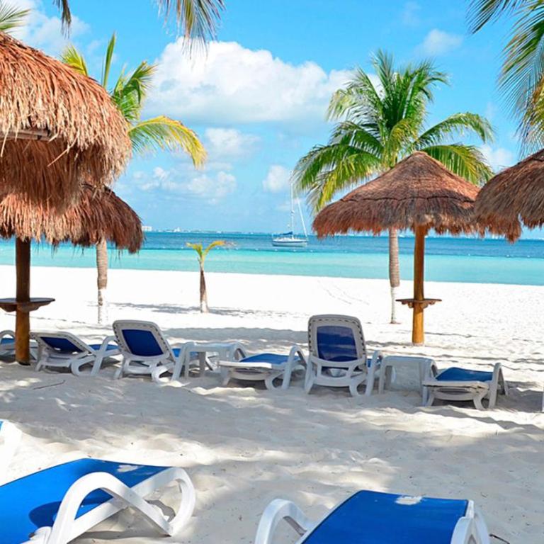 1BDR Amazing Beachfront Condo in Cancun Hotel Zone - Apartment with Balcony - 2
