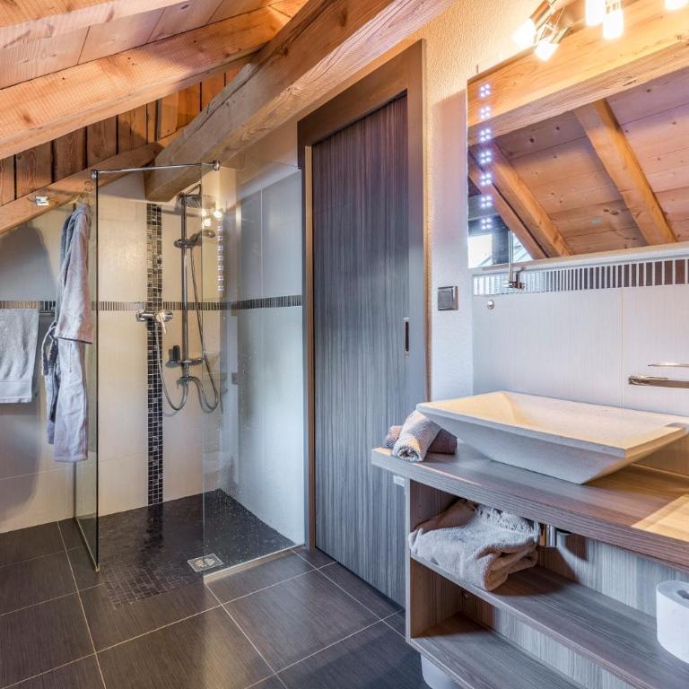 Les Edelweiss Mont-Blanc - Gîte Classé 3 Etoiles - Suite con Vista Montagna - 6