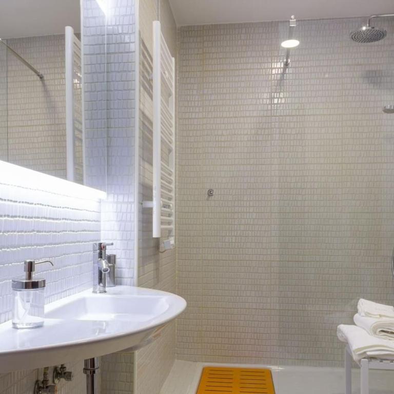 Beautiful 2 bedroom apartment Tirso de Molina By Batuecas - Apartment - 5