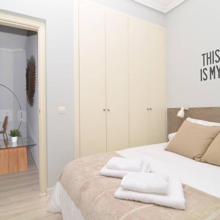 Bright Apartment in La Latina by Batuecas - Apartment - 17
