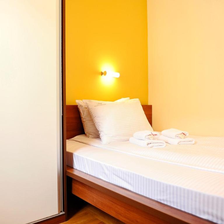 HostGost at Kraljevi Čardaci - One-Bedroom Apartment - 2