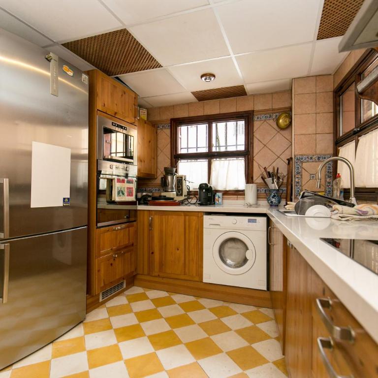 Charming Andalusian house - free parking - Vacation Home - 13