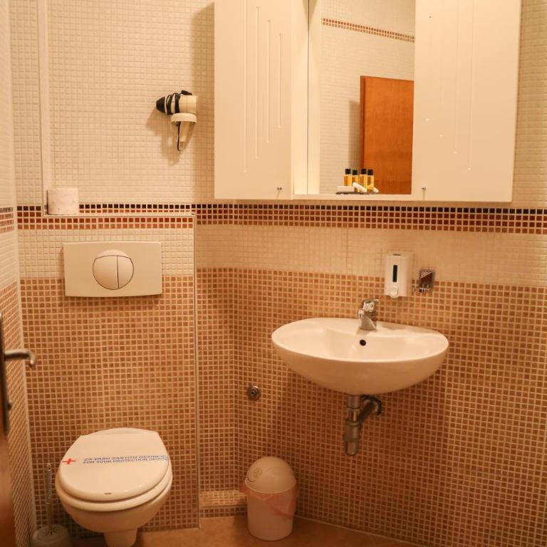 Bed and Breakfast Vijecnica - Double Room - 9