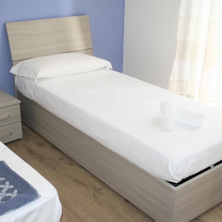 LE COLONNE MILANO - Triple Room with Private Bathroom - 36