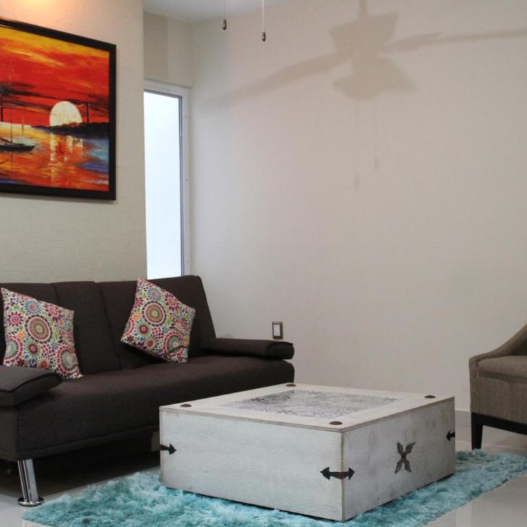 Departamento zona dorada - Two-Bedroom Apartment - 3