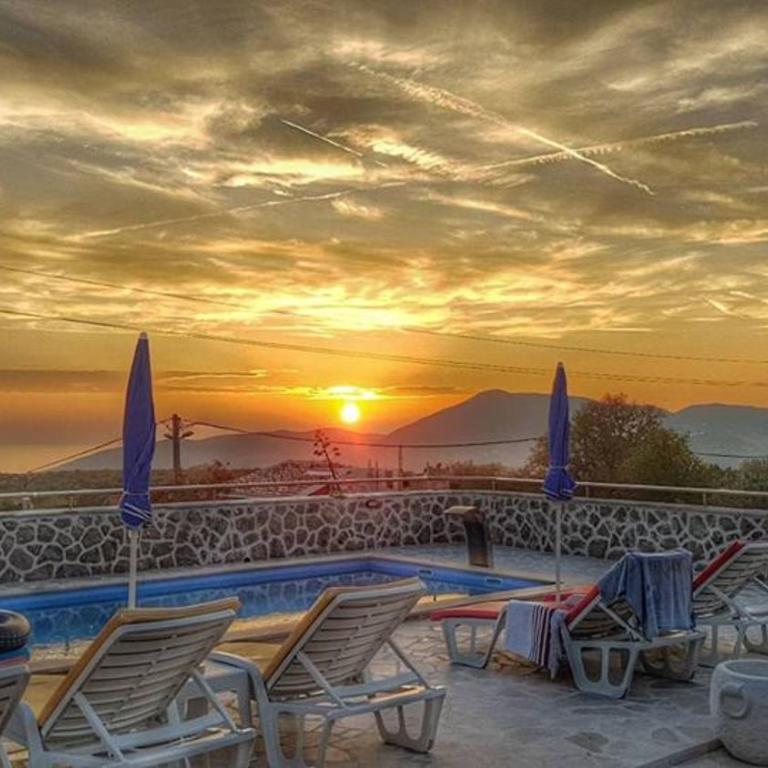 Vila Rogač - Vila sa Sopstvenim Bazenom - 58