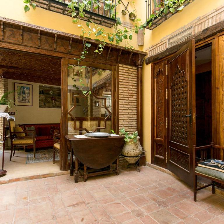 Charming Andalusian house - free parking - Vacation Home - 11
