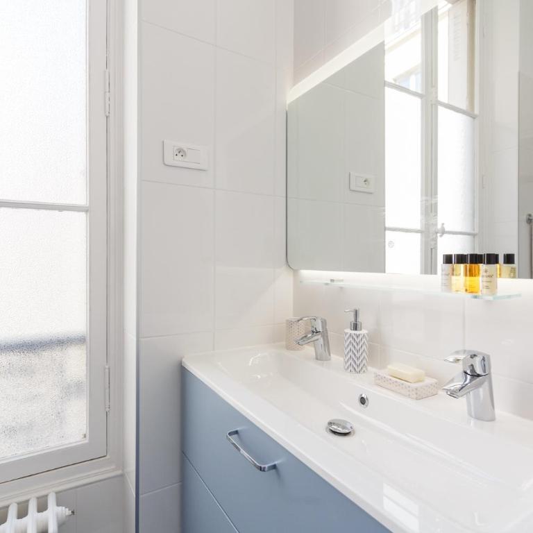 Maison de Lignières - Guest House - Paris quartier Champs-Elysées - Chambre Deluxe - 7
