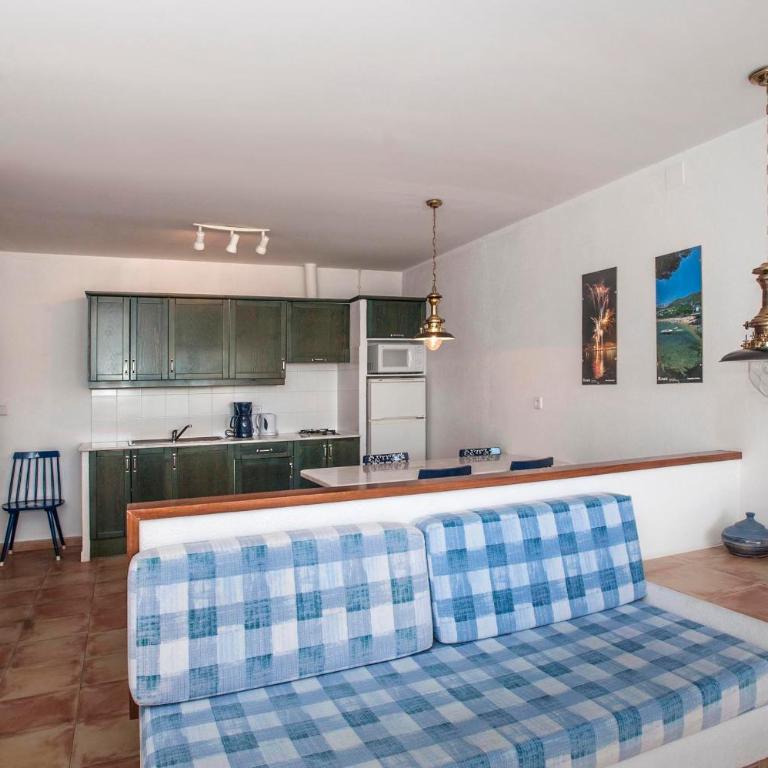 Apartaments El Berganti en Canyelles Petites - Apartamento de 2 dormitorios con terraza y vistas al mar - 6